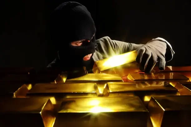 اهمیت حفاظت از طلا و جواهرات به دلیل خطر سرقت