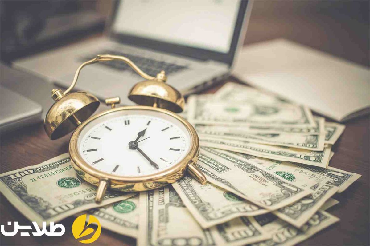 پیش بینی قیمت دلار توسط اقتصاددانان