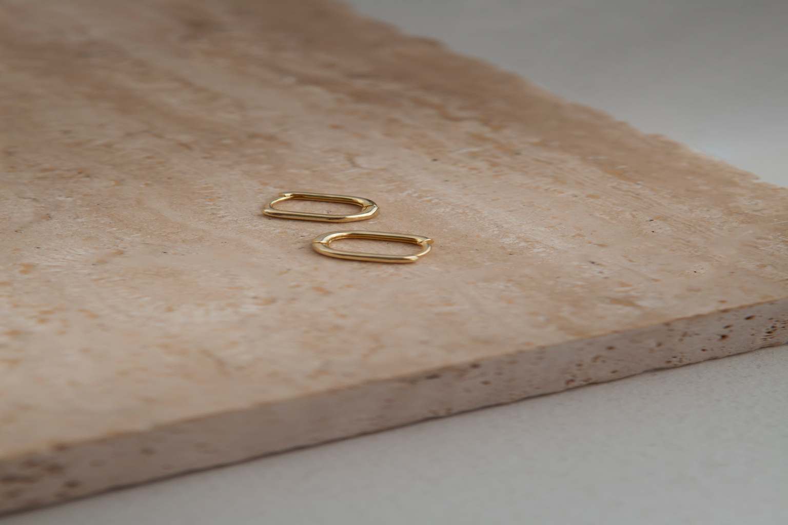 گوشواره فشرده
