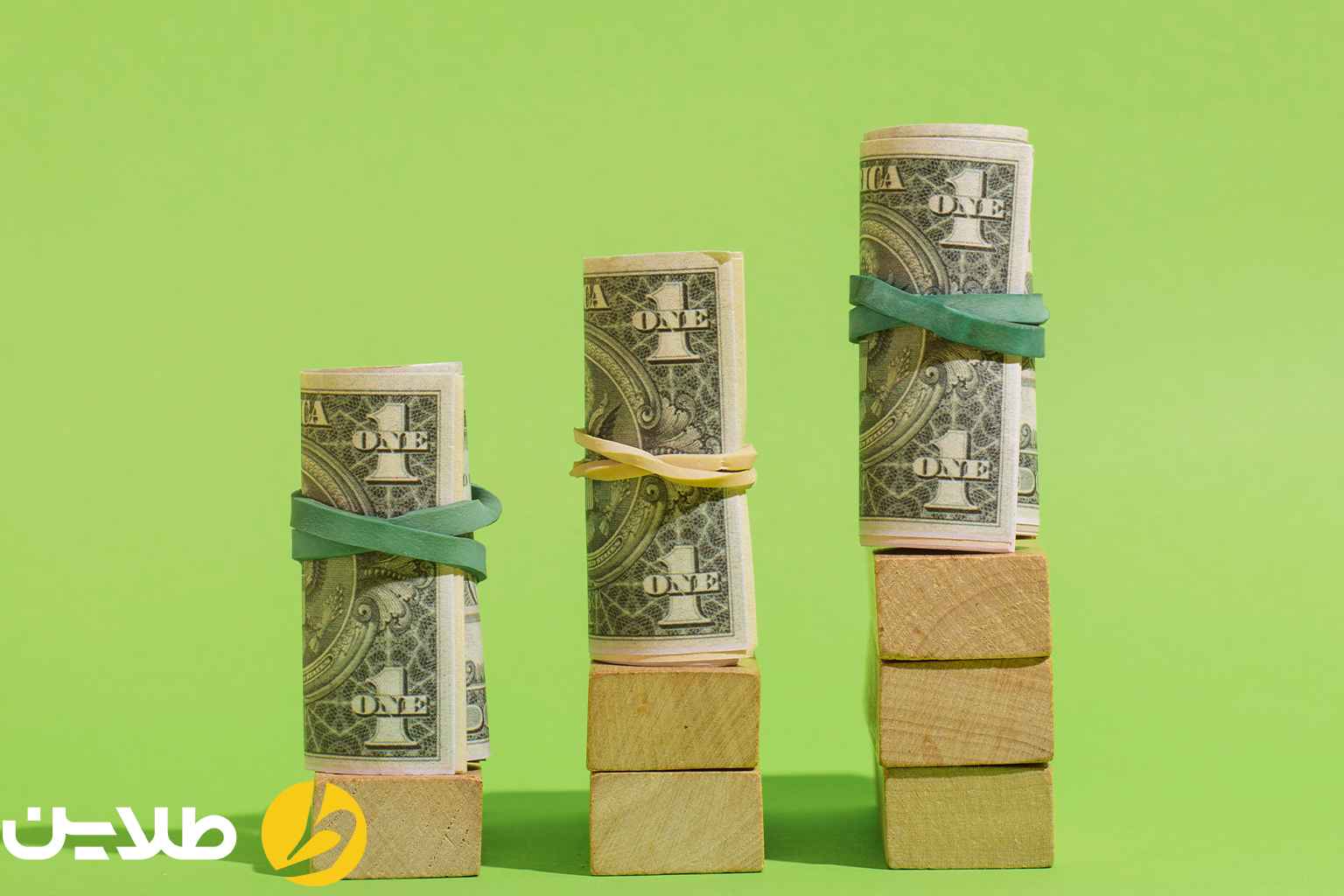 مقایسه رشد طلا و دلار